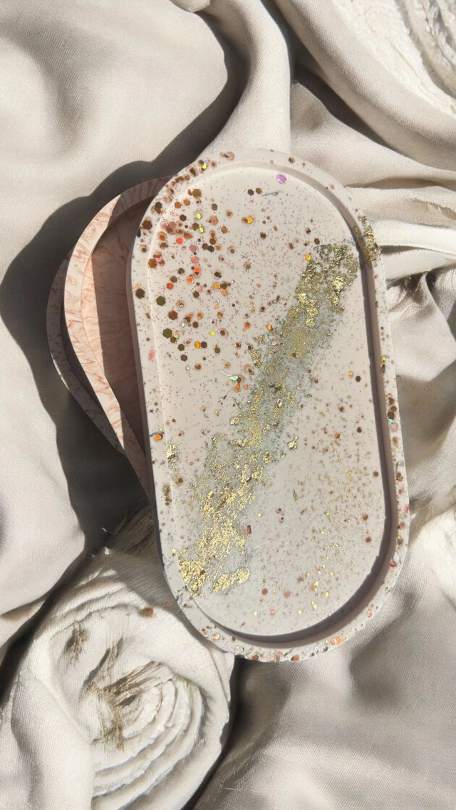 ✨ Vide-Poche Rectangulaire en Jesmonite – Rose Poudré, Paillettes & Feuille d’Or