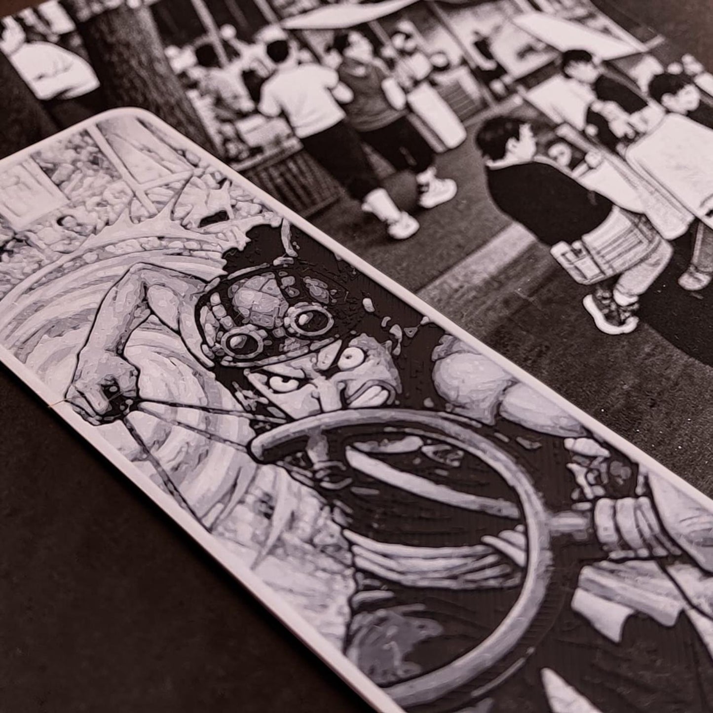 Marque-page style manga pirate en impression 3D noir et blanc avec plusieurs modèles de personnages au choix