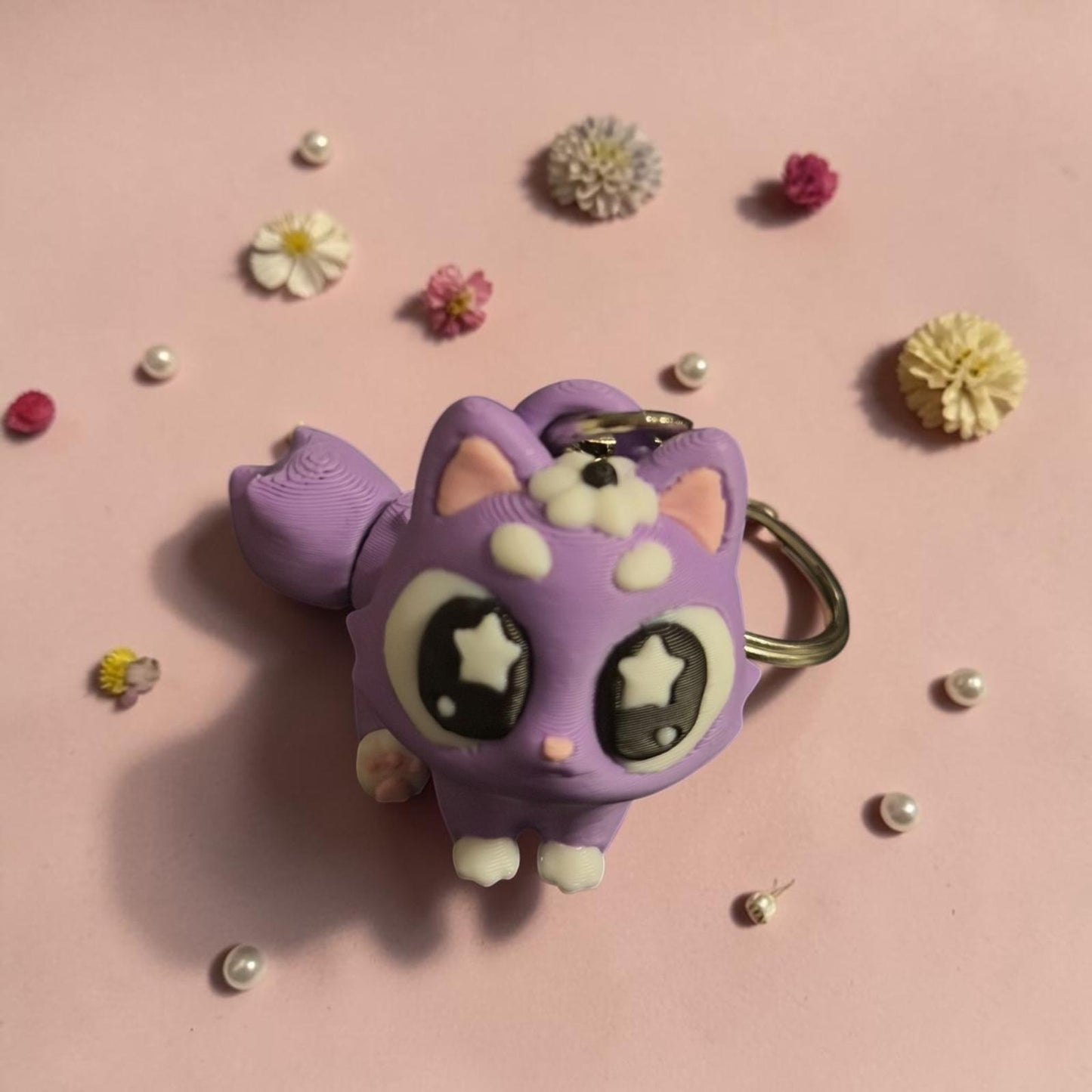 Porte-clés kawaii chat violet avec fleurs