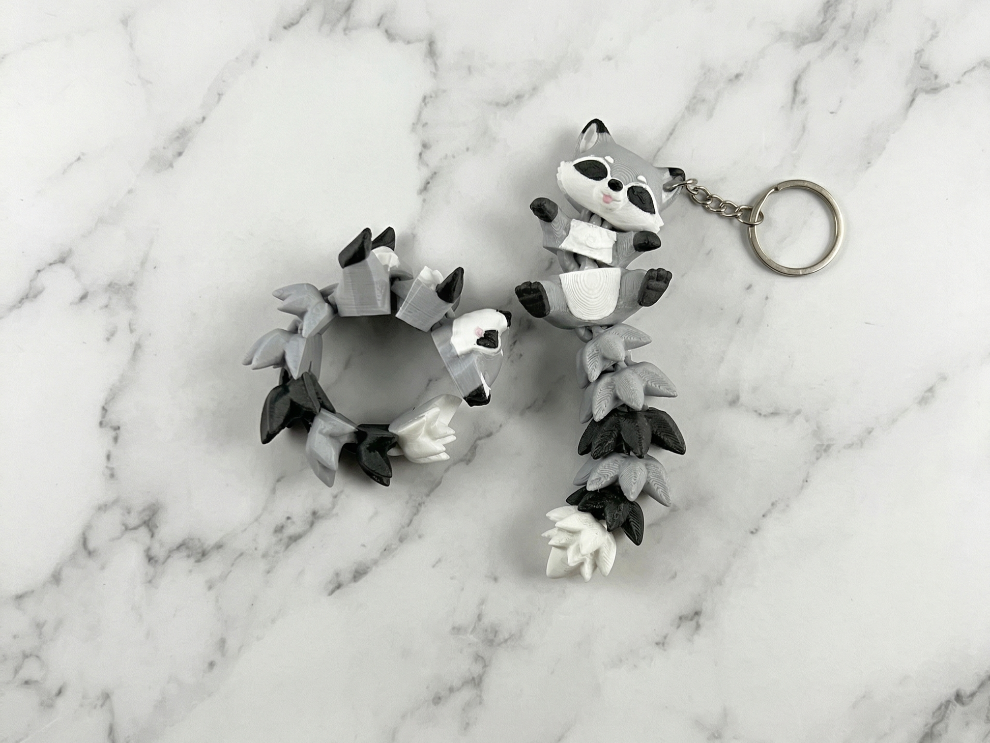 Porte-clé Raton laveur articulé 3D – Raccoon Kawaii Epoxy Kawaii