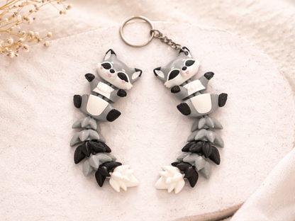 Porte-clé raton laveur articulé 3D gris noir et blanc avec longue queue flexible