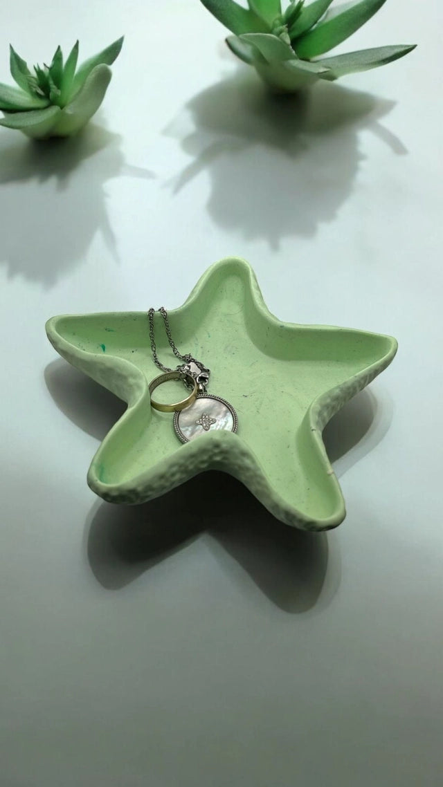 🌿 Vide-Poche Étoile de Mer en Jesmonite – Vert d’Eau Pastel Epoxy Kawaii