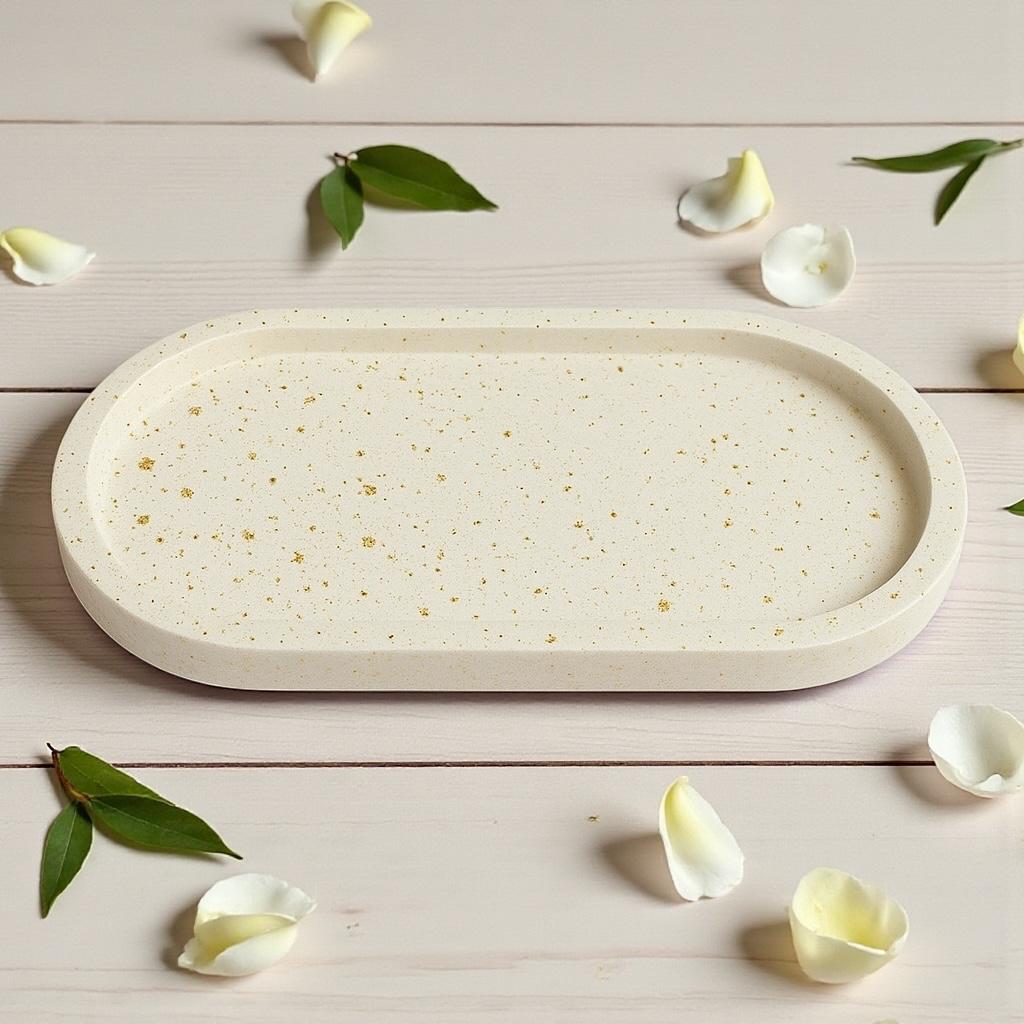 Vide-poche blanc pailleté doré en Jesmonite fait main. Déco chic et lumineuse, écoresponsable et unique. Fait main en France – Epoxy Kawaii ✨