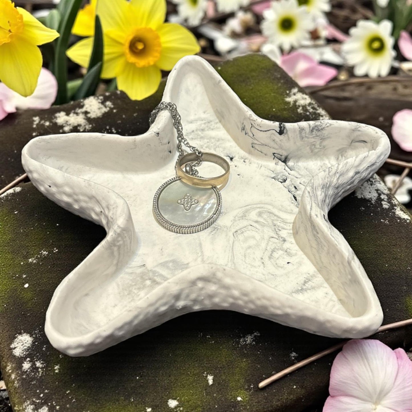 🤍 Vide-Poche Étoile de Mer en Jesmonite – Blanc Marbré Gris Epoxy Kawaii