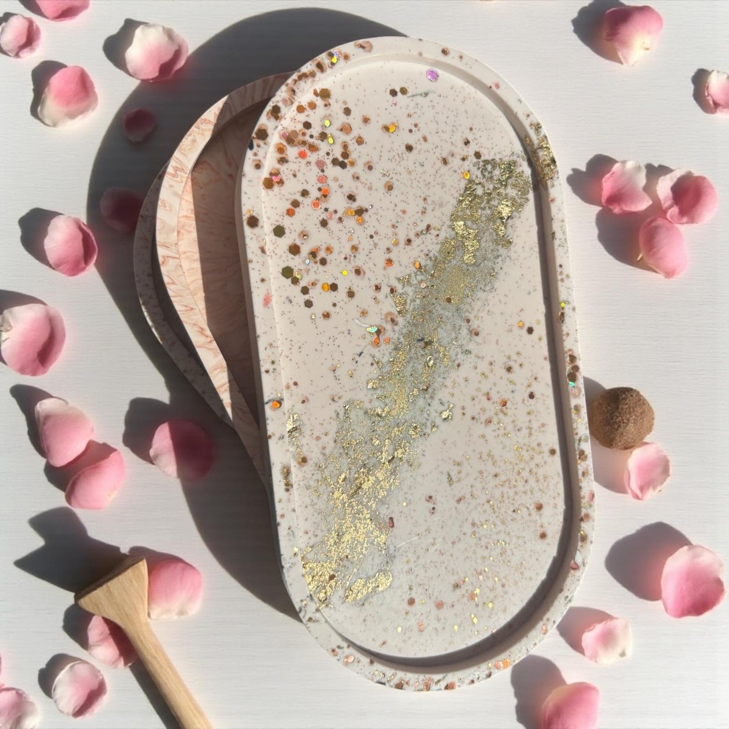 ✨ Vide-Poche Rectangulaire en Jesmonite – Rose Poudré, Paillettes & Feuille d’Or