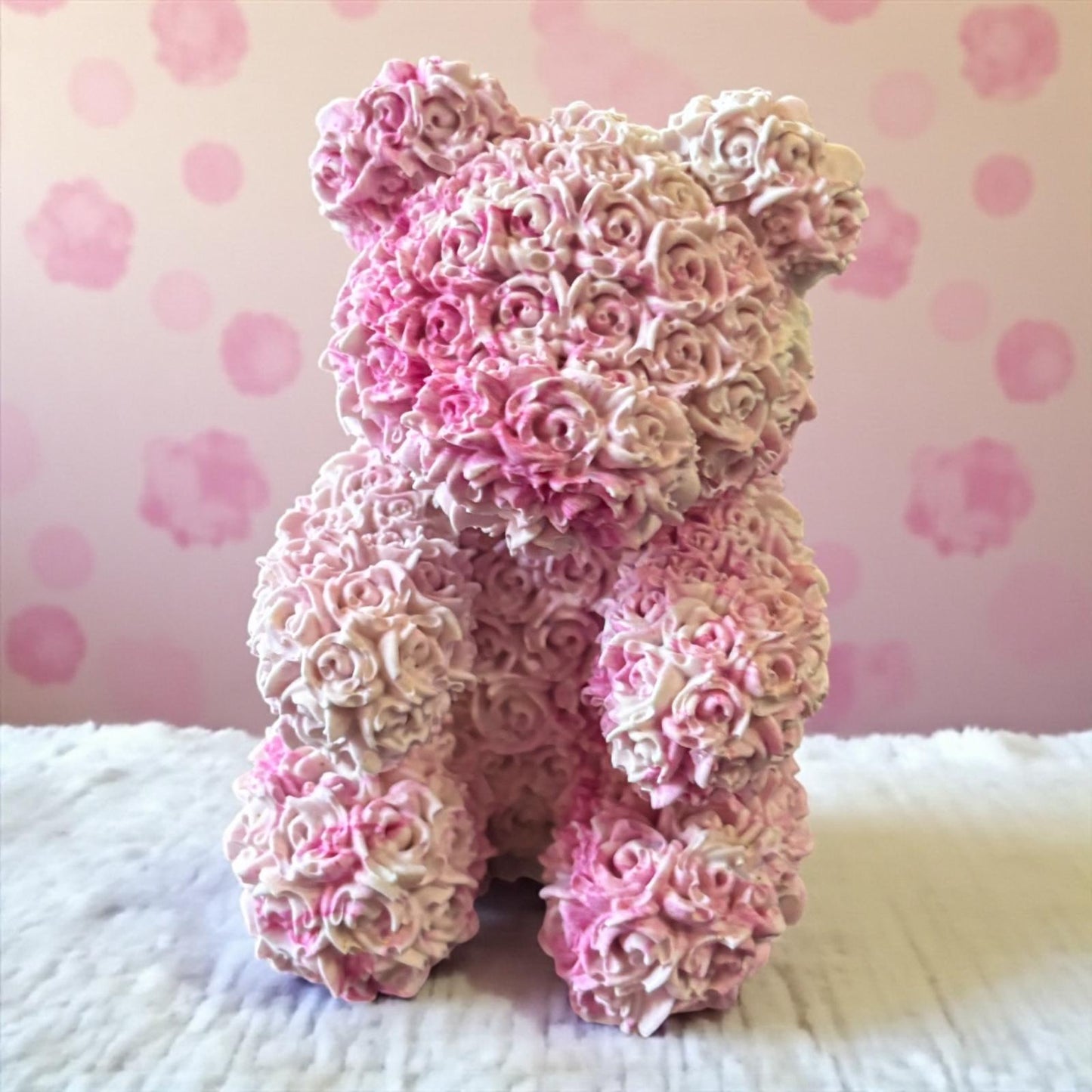 Nounours en Jesmonite rose dégradé marbré – création artisanale et diffuseur de parfum Epoxy Kawaii