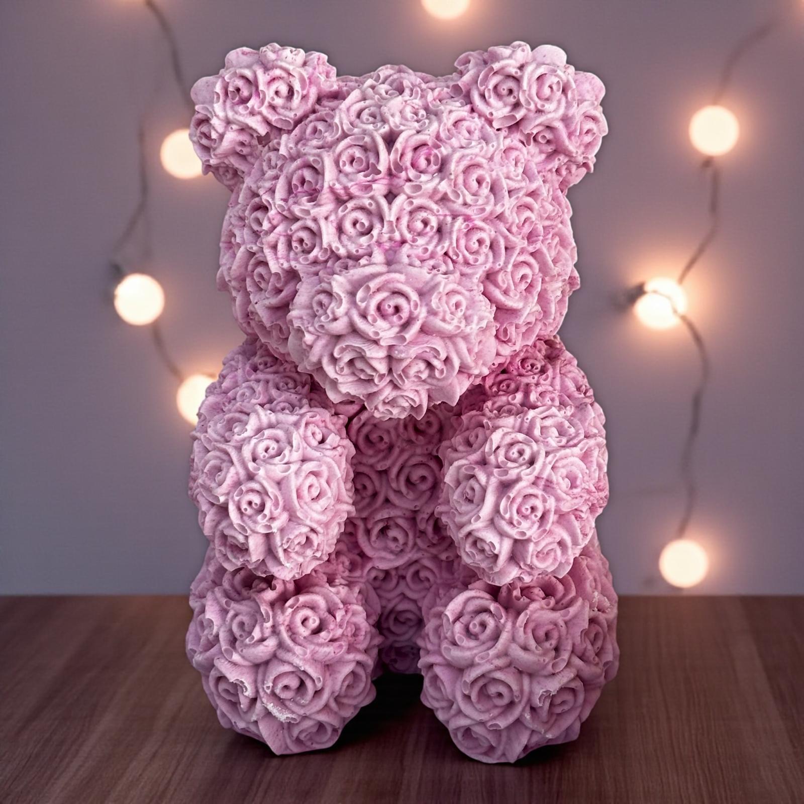 Nounours en Jesmonite rose poudré clair – création artisanale et diffuseur de parfum Epoxy Kawaii