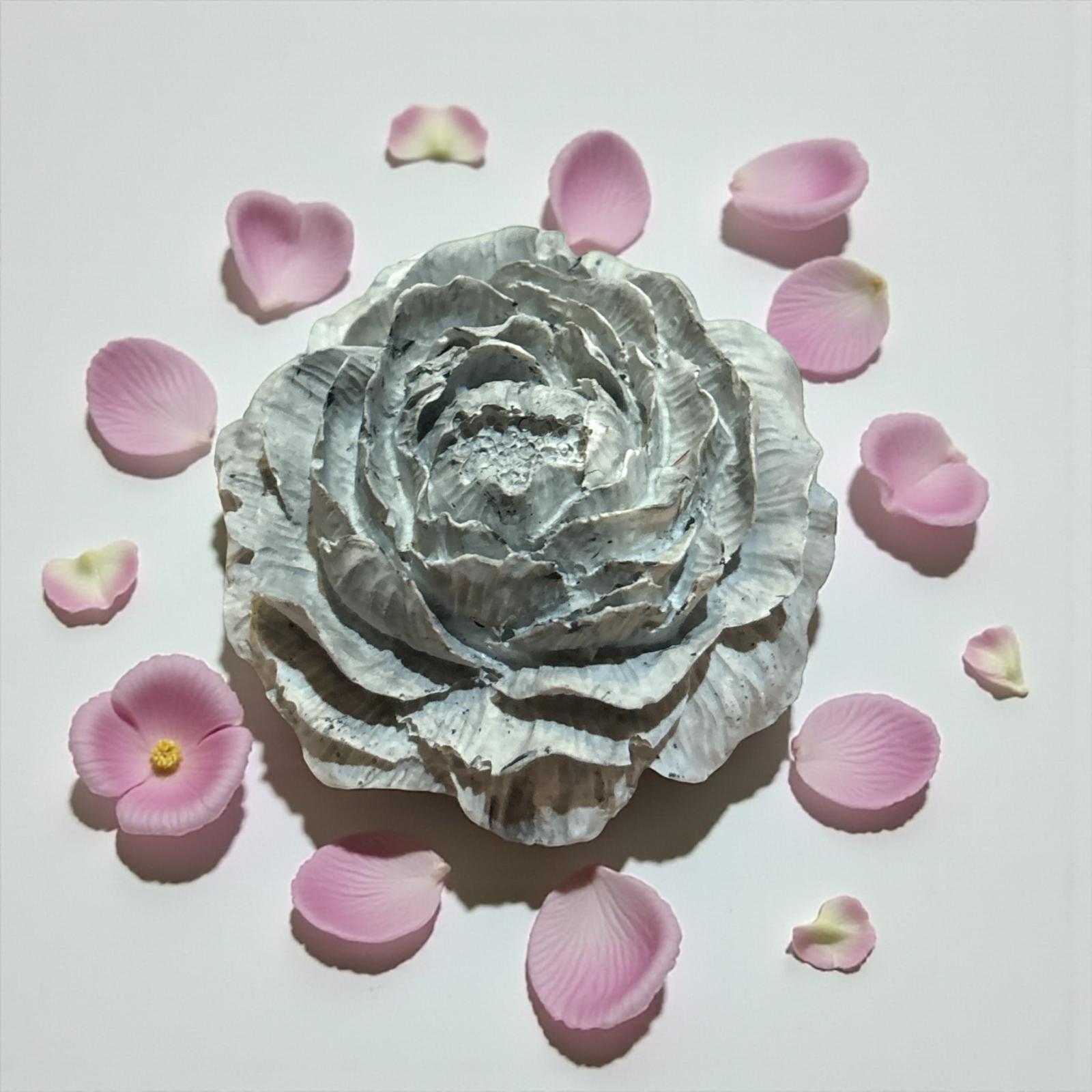 Fleur décorative en Jesmonite grise marbrée – diffuseur de parfum artisanal Epoxy Kawaii