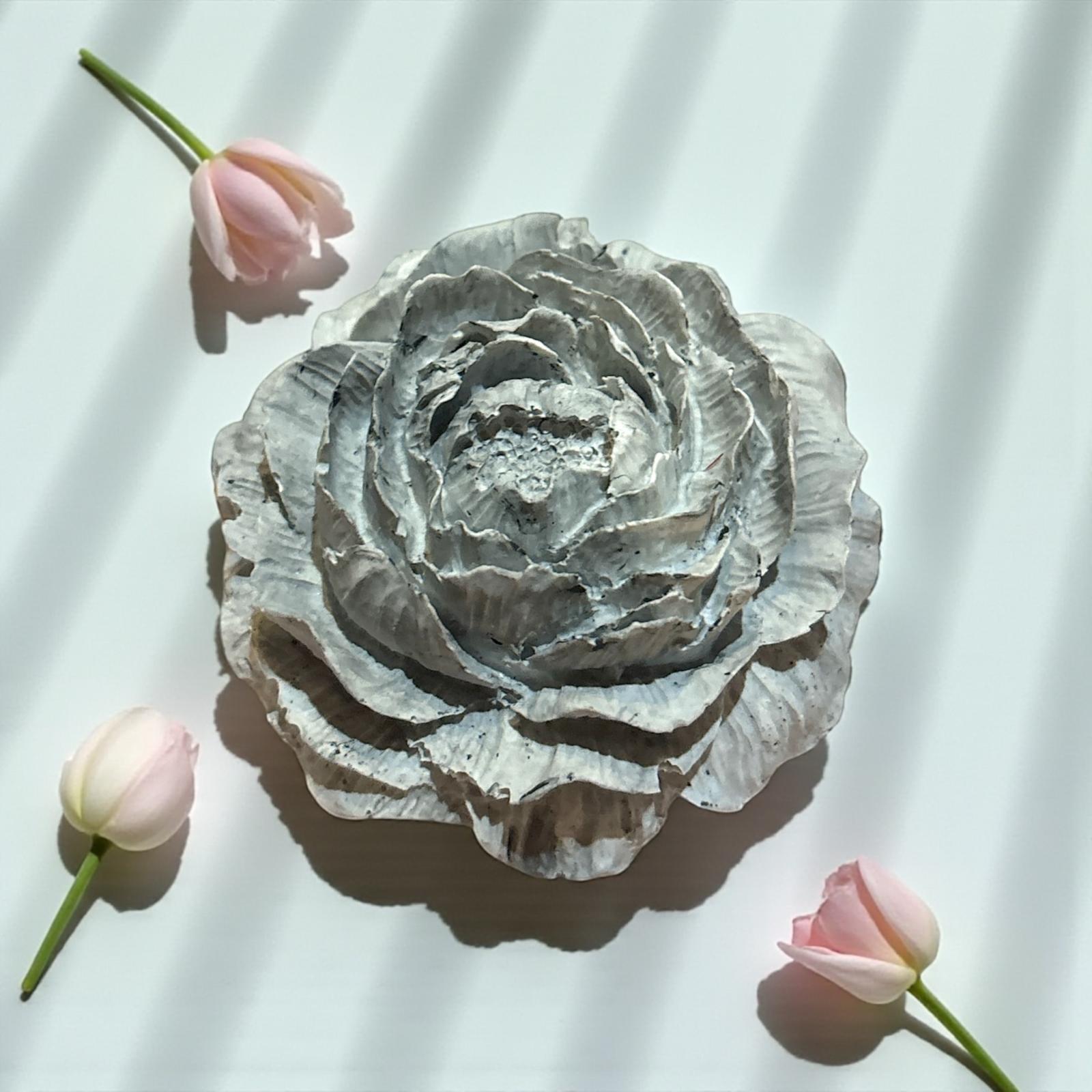 Fleur décorative en Jesmonite grise marbrée – diffuseur de parfum artisanal Epoxy Kawaii