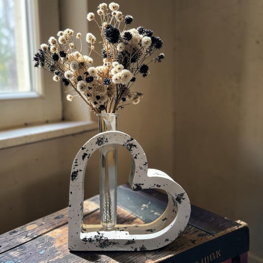 Soliflore Cœur en Jesmonite Personnalisable – Décoration Romantique Artisanale Epoxy Kawaii