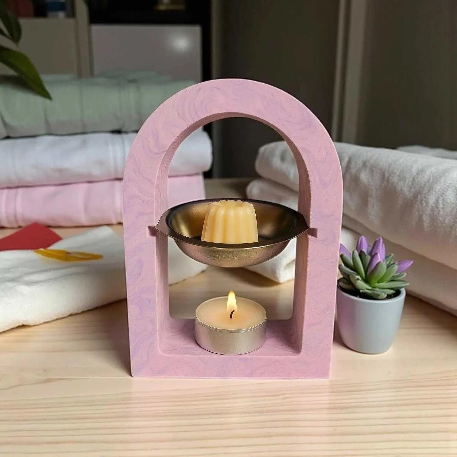 brûleur à parfum artisanal rose et violet marbré en jesmonite pour fondants et huiles essentielles