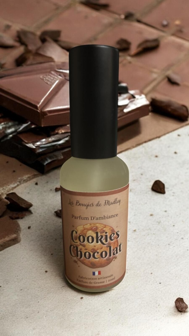 Parfums d’ambiance artisanaux Douceur & Cocooning : Fleur de coton, Guimauve, Caramel… Faits main en France pour une maison réconfortante.