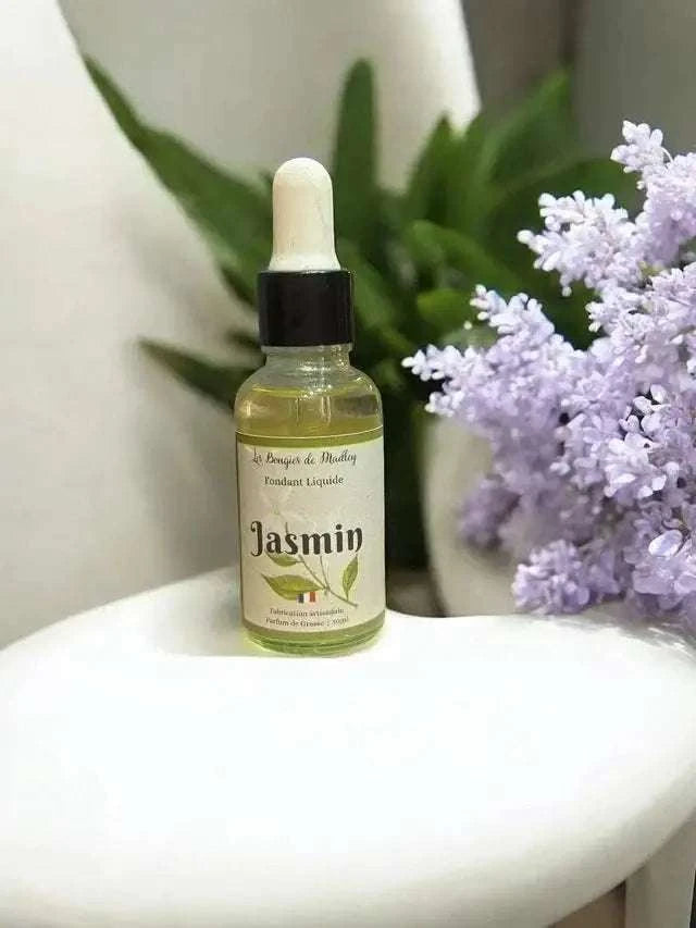 Laisse-toi emporter par nos fondants parfumés Évasion & Bien-être 🌿 : Jasmin, Cappuccino, Sunset, Azalée du Japon. Fait main, doux et relaxant.