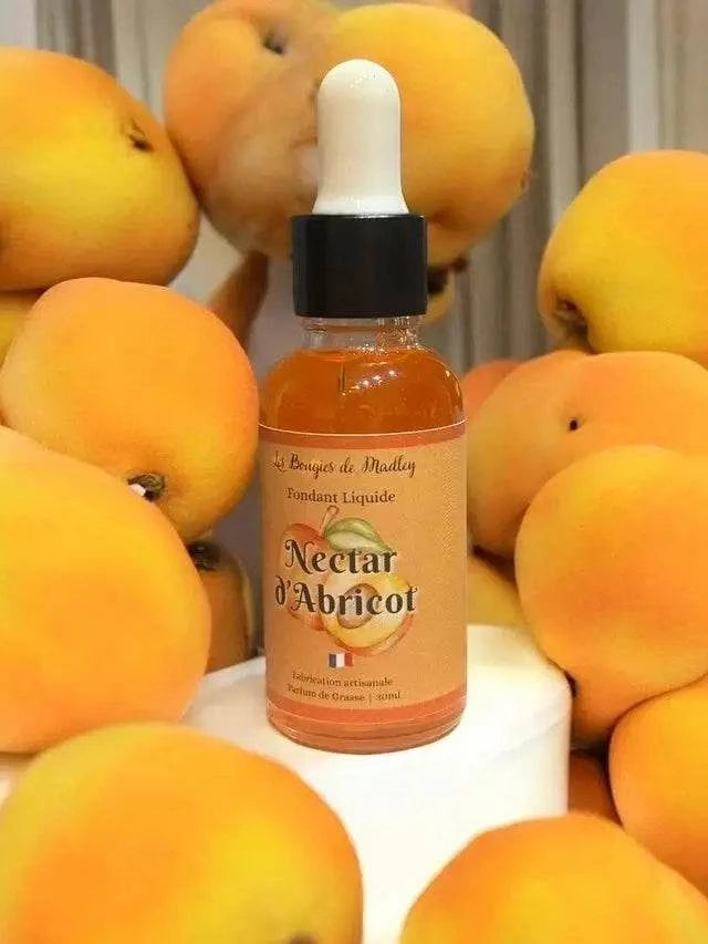 Laisse entrer la bonne humeur avec nos fondants parfumés liquides Fruits & Soleil 🍑 ! Pêche Monoï, Mojito, Fruits rouges, Hibiscus... Fait main en France.