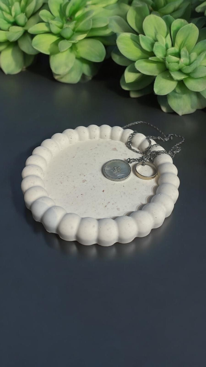 🤎 Vide-Poche Marguerite en Jesmonite – Terrazzo Marron & Beige Naturel Epoxy Kawaii