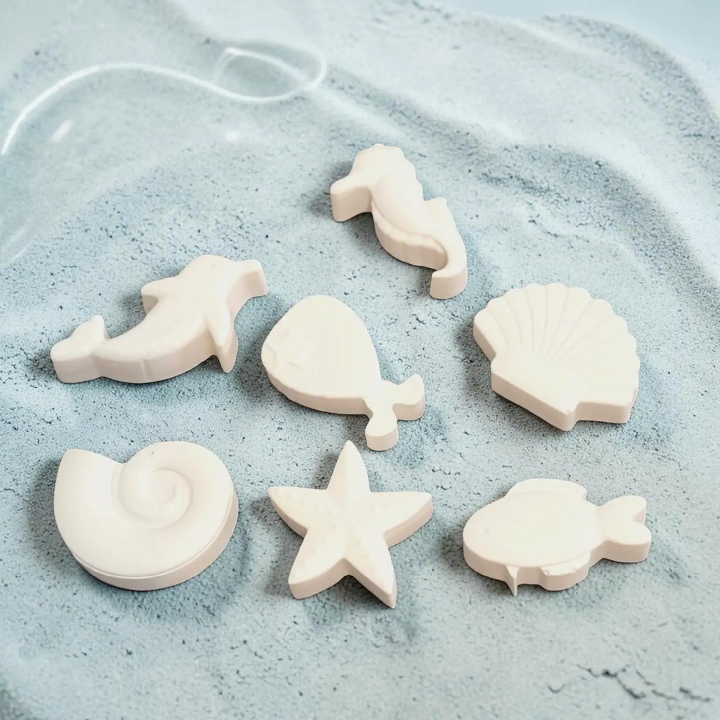 Mini figurines thème mer à peindre avec hippocampe, poisson, dauphin et coquillages décoratifs
