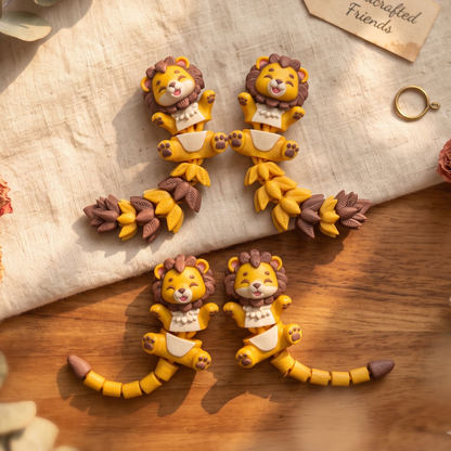 Quatre lions articulés kawaii montrant les versions à queue classique et à queue feuillue