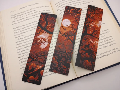 Ensemble de trois marque-pages 3D Fleurs de la Lune de Sang avec lune et arbres rouges