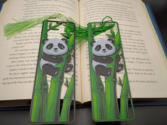 Marque-page panda en impression 3D avec bambou vert ou noir et blanc style kawaii avec pompon