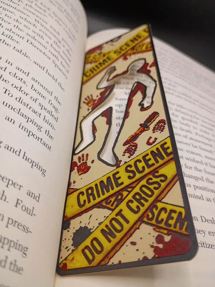 Marque-page 3D Scène de crime glissé dans un livre ouvert