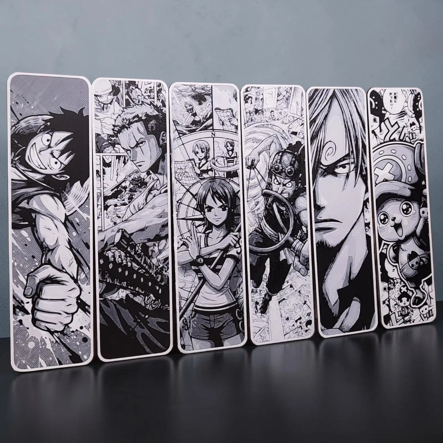 Marque-page style manga pirate en impression 3D noir et blanc avec plusieurs modèles de personnages au choix