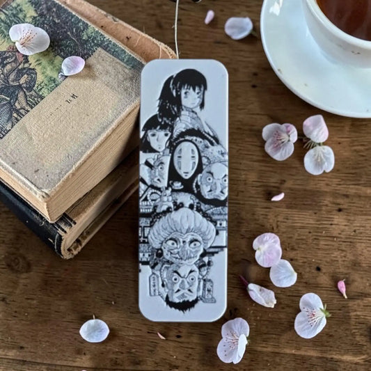 Marque-page univers japonais fantastique en impression 3D noir et blanc avec ambiance spirituelle et poétique