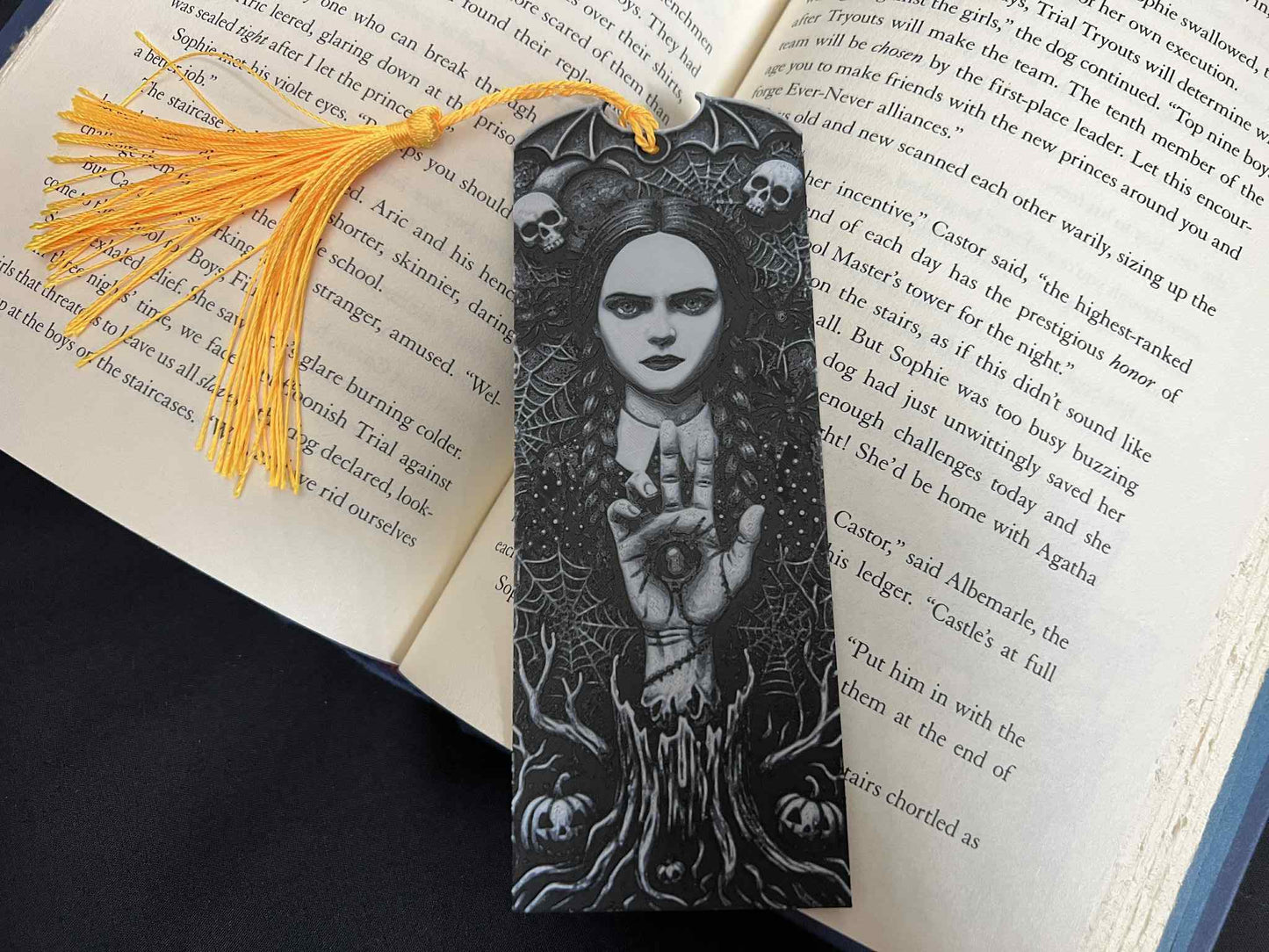 🖤 Marque-page Style Gothique – 2 Modèles au Choix