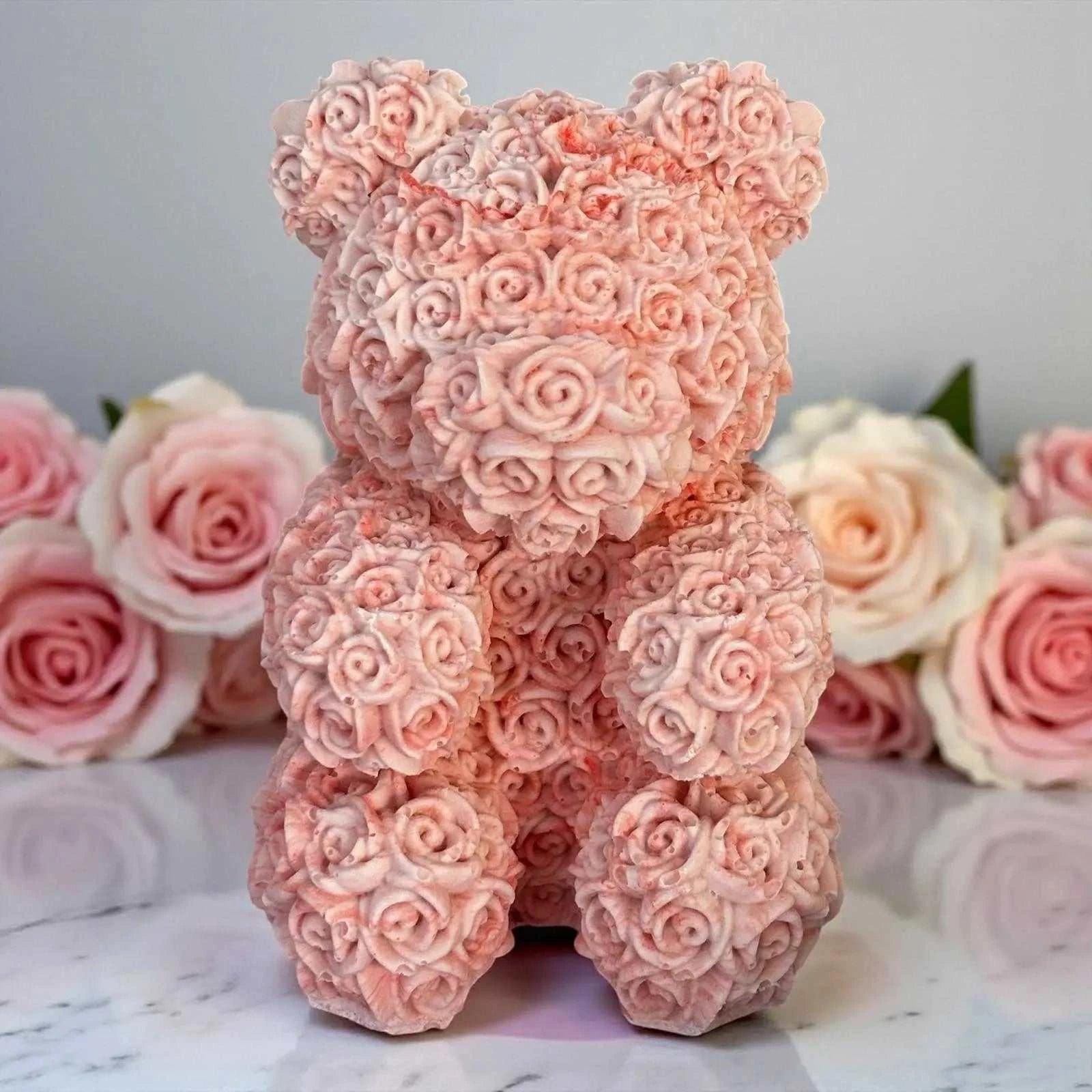 Nounours en Jesmonite rose poudré marbré orné de roses, diffuseur de parfum naturel et décoration artisanale française