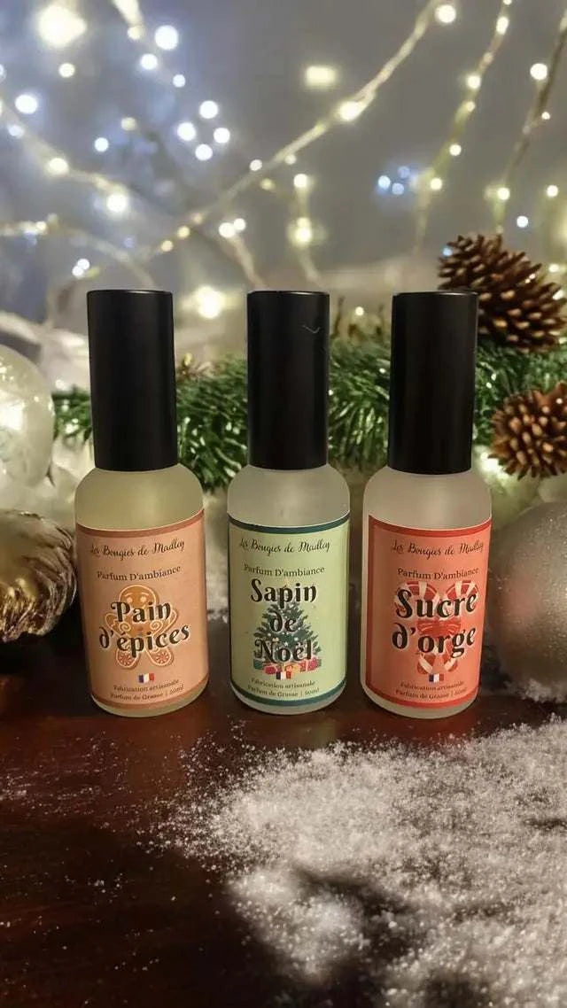 Crée la magie de Noël avec nos parfums d’ambiance artisanaux : Sapin, Épice de Noël, Sucre d’orge, Pain d’épice, Marrons glacés.