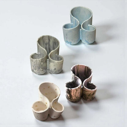 Personnalise ton organisateur en Jesmonite : couleur, effet et finition au choix. Création artisanale et unique faite main en France.
