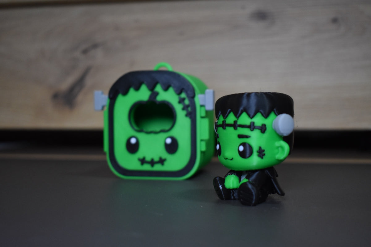 Figurine Frankenstein kawaii amovible et maison Halloween en impression 3D