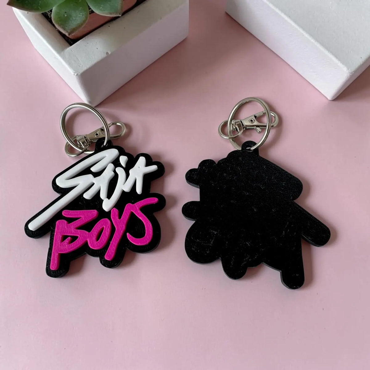 Porte-clés K-Pop Inspired Noir & Rose – vue 2