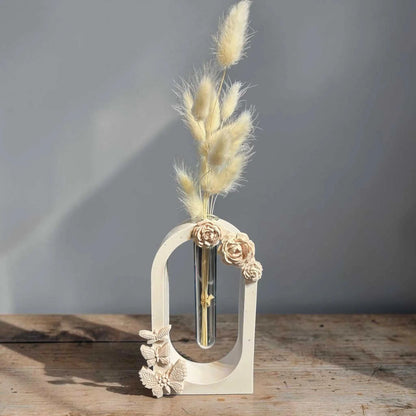 Soliflore arche fleuri personnalisable en jesmonite fait main avec design minimaliste pour décoration élégante intérieure