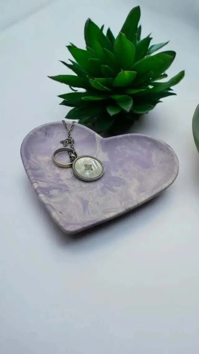 💜 Vide-Poche en Forme de Cœur en Jesmonite – Violet & Blanc Marbré Epoxy Kawaii