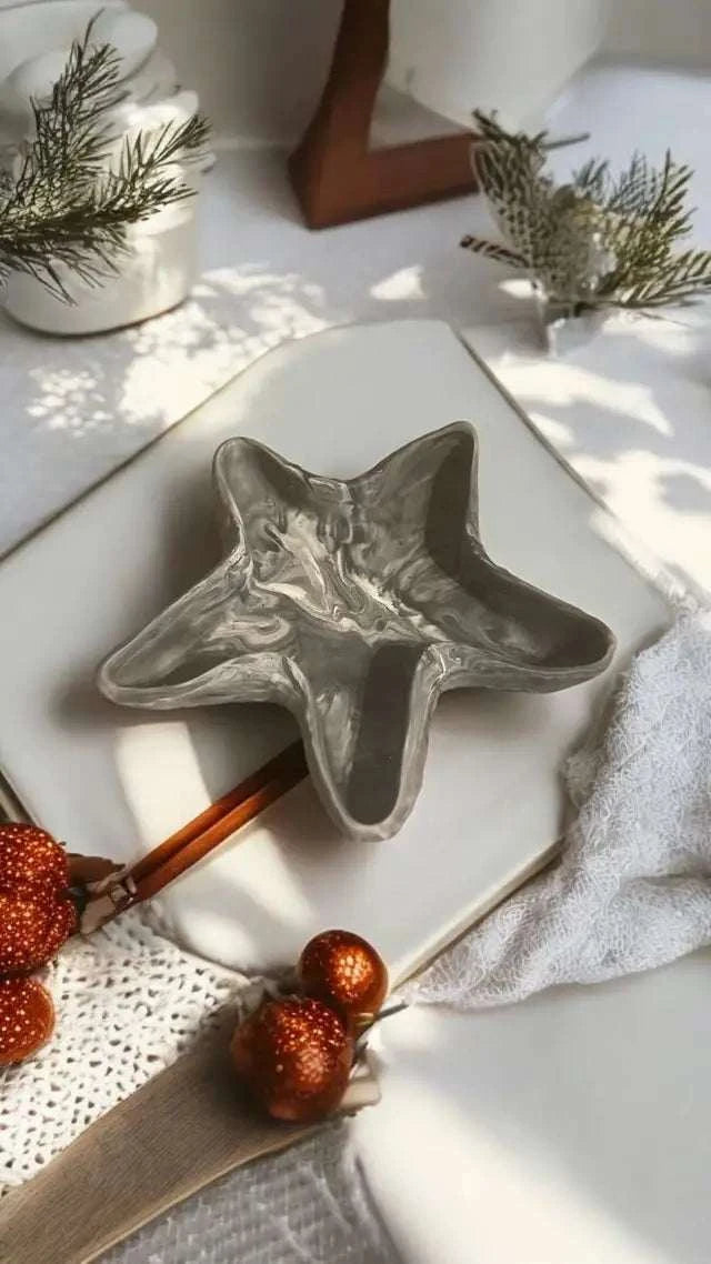 🖤 Vide-Poche Étoile de Mer en Jesmonite – Marbré Noir, Gris & Blanc Epoxy Kawaii