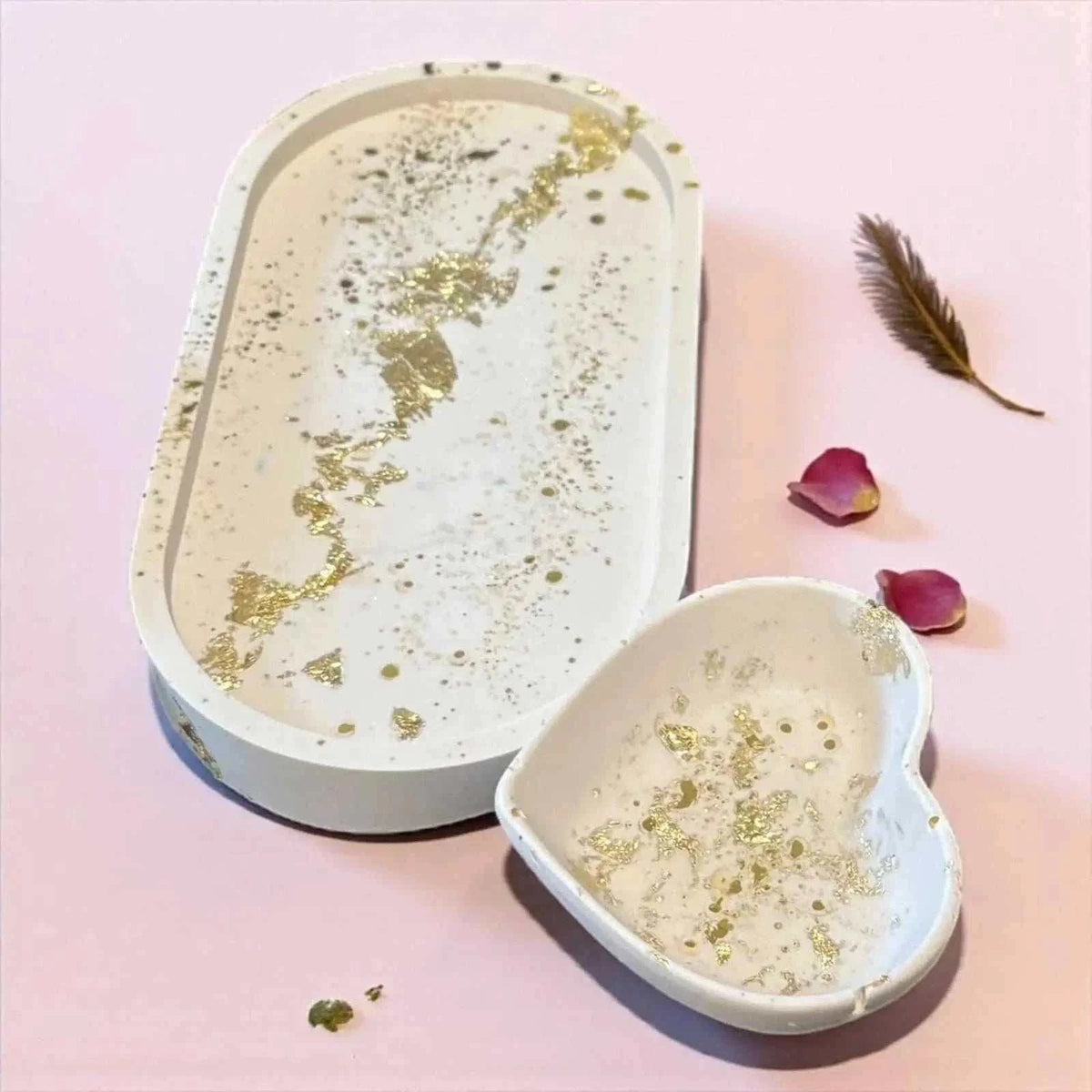 Vide-poche ovale blanc pailleté feuilles d’or