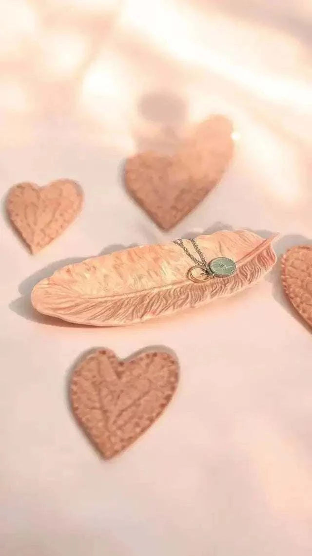 🌸 Vide-Poche Plume Marbré Rose – Création artisanale en Jesmonite Epoxy Kawaii