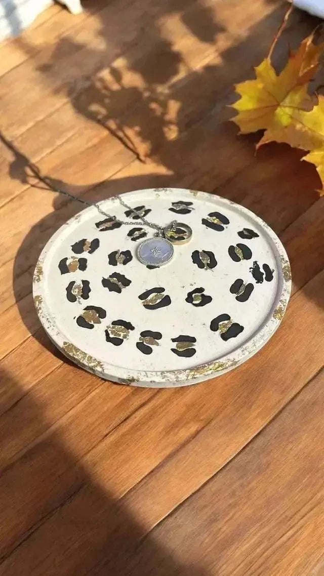 🐆 Vide-Poche Rond Façon Léopard – Création artisanale en Jesmonite Epoxy Kawaii