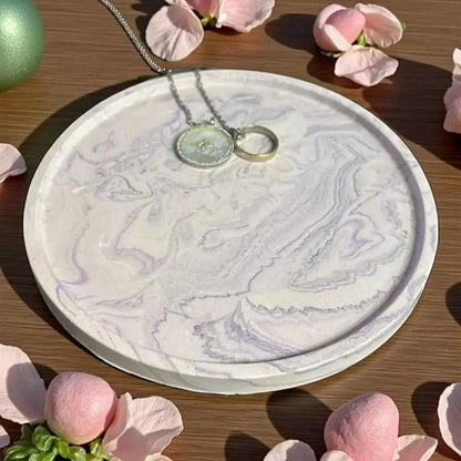 Vide-poche rond marbré violet clair en Jesmonite artisanale, finition satinée, décor zen et élégant